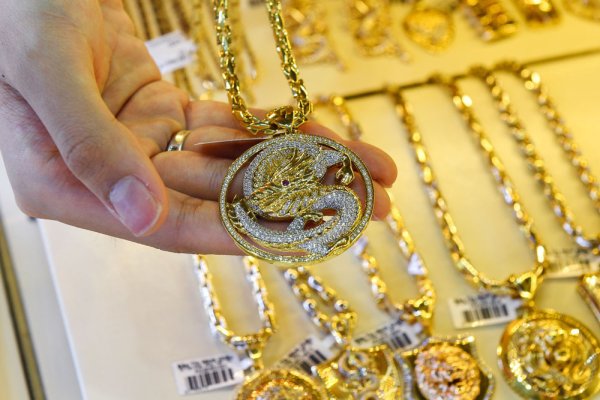 Việt Nam kết thúc độc quyền, mở nhập khẩu vàng: Giá giảm xuống dưới 100m VND?