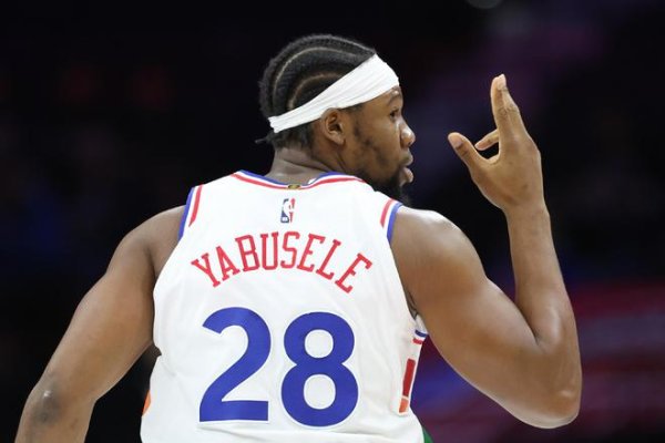 Yabuselle: 76ers đã cho tôi một lời đề nghị rất thấp, khiến tôi cảm thấy rằng họ không muốn bỏ lại t
