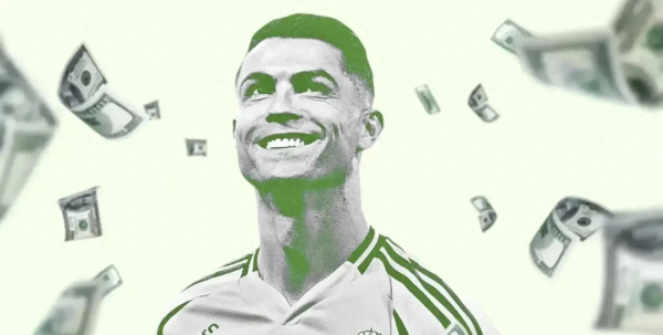 Kỷ lục nghỉ gia hạn tiền lương hàng năm của Ronaldo