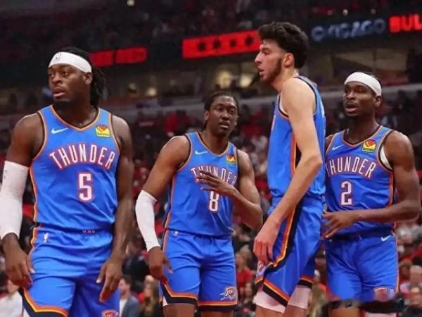 Hãy nói về nó! Chỉ có bốn đội ở NBA sẽ có khả năng giành chức vô địch mùa tới, mà không có Lakers và
